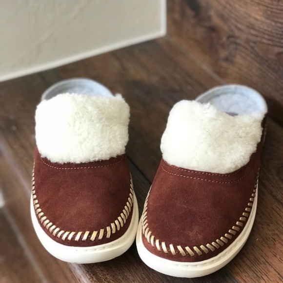 cole haan slippers
